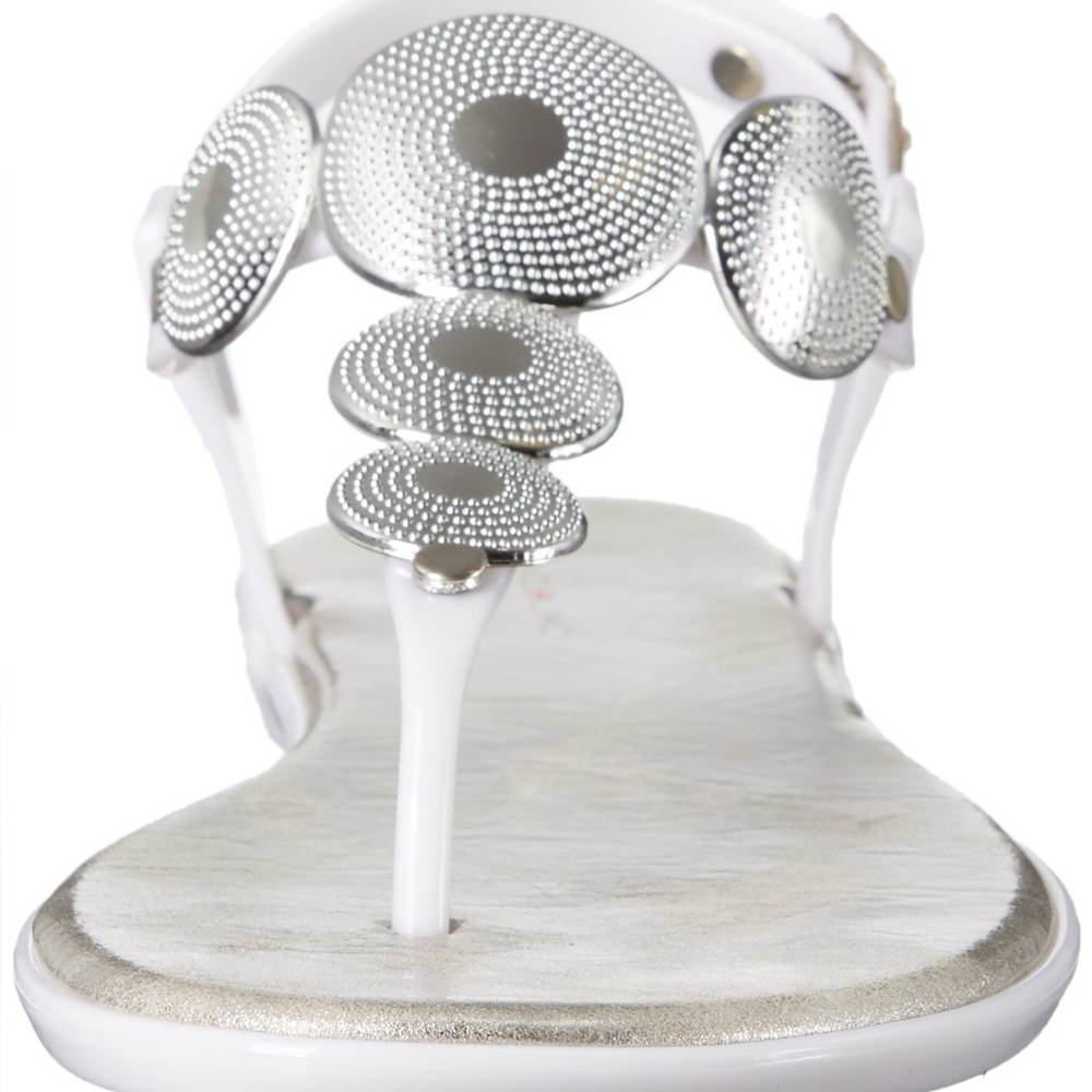 Bandolino Silver and White Modern Spiral Sandals